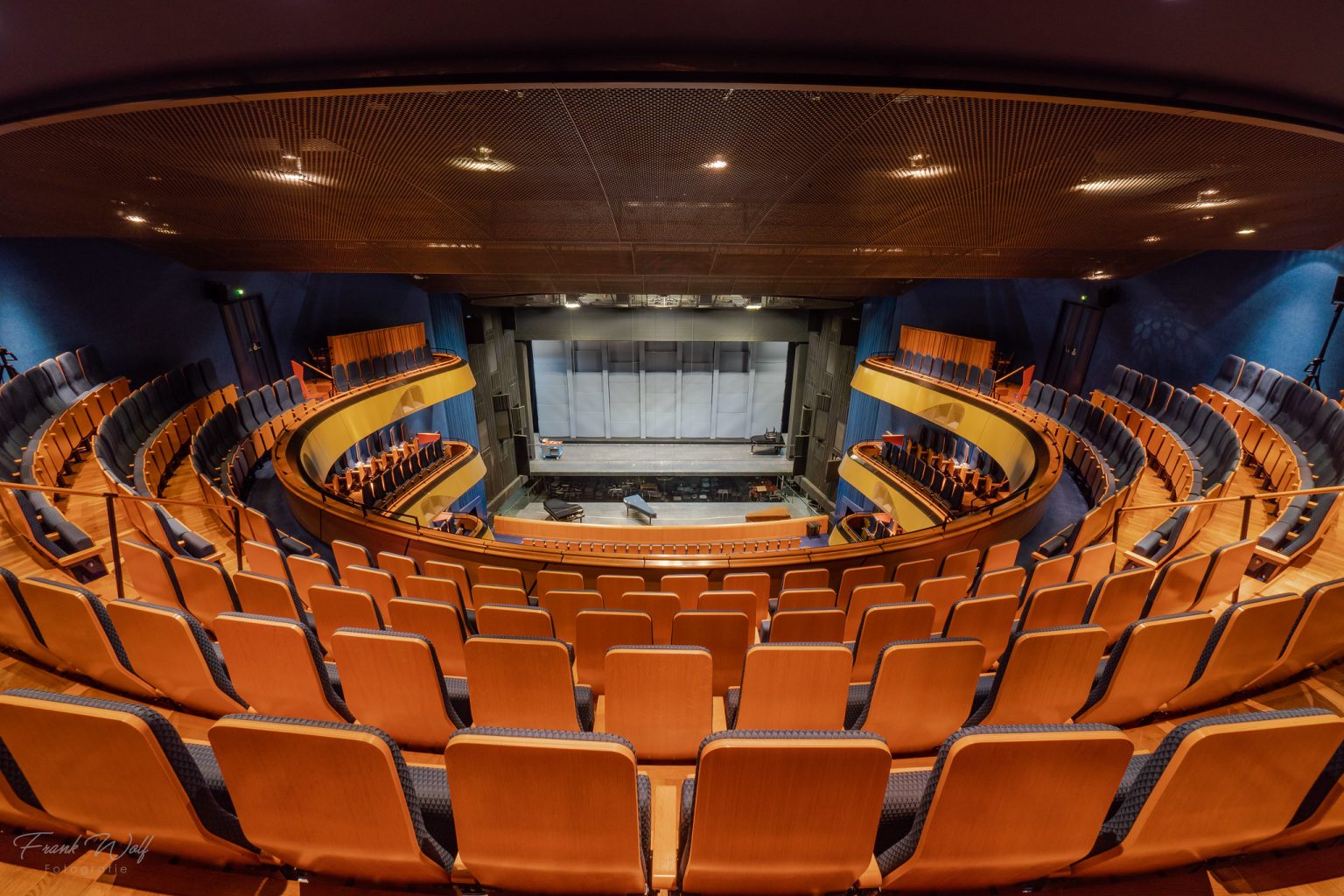 Städtischen Bühnen Frankfurt am Main – Frank Wolf